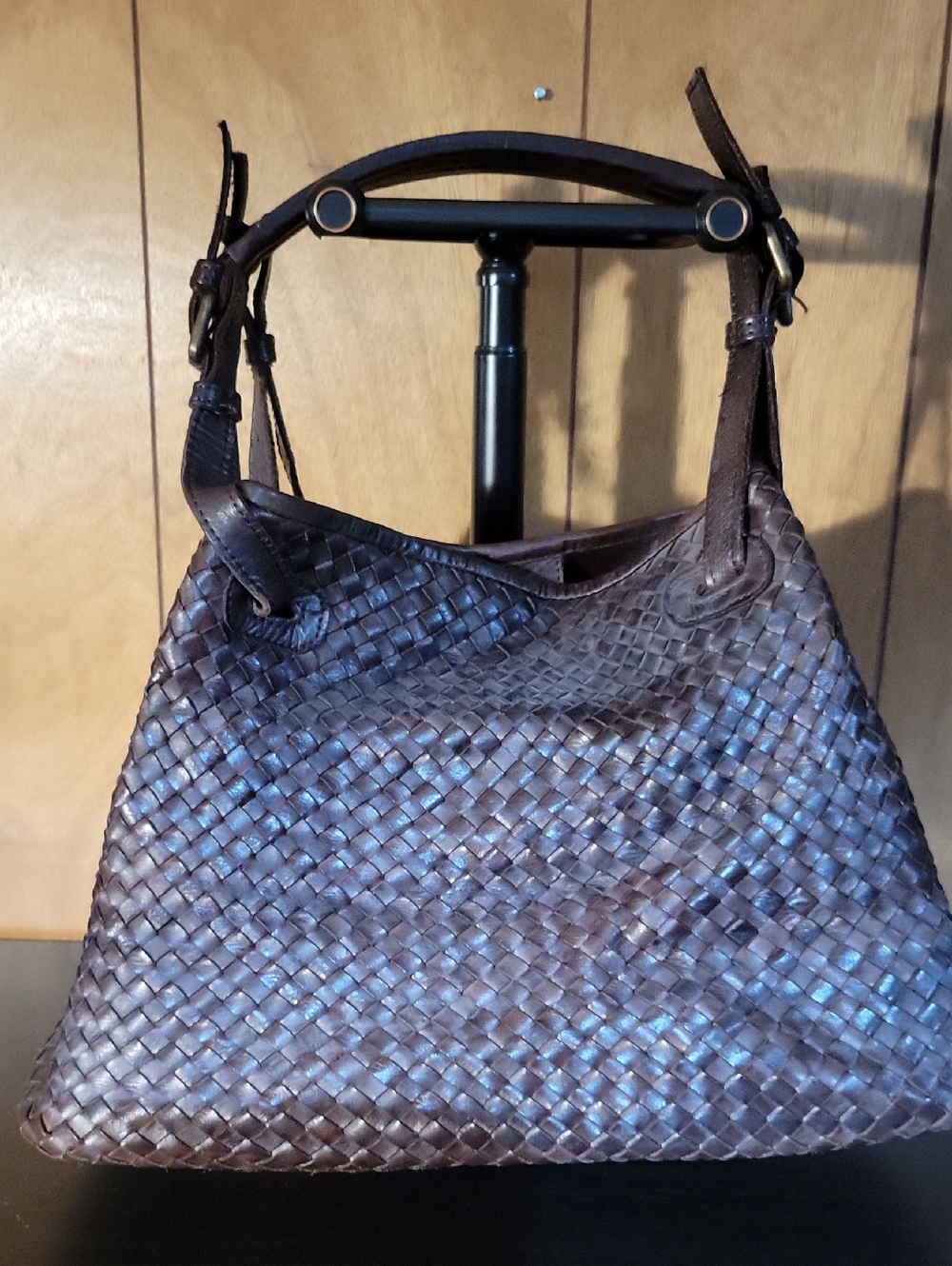 Valentina Chocolate Brown Woven Leather Shoulder Bag - Picture 2 of 6